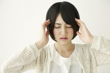 排卵日付近の、激しい頭痛に悩まされています